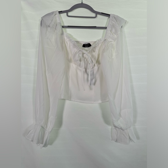 Vici Collection Julie Ruffle Shoulder Crop Top Size Medium - Picture 3 of 8